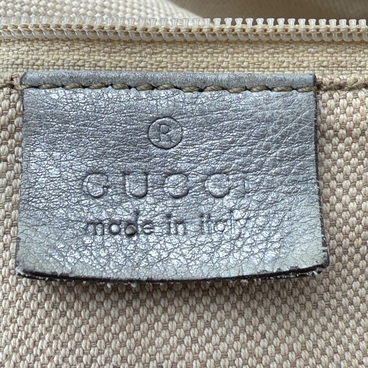 GUCCI GG LARGE SUKEY TOTE BAG SILVER