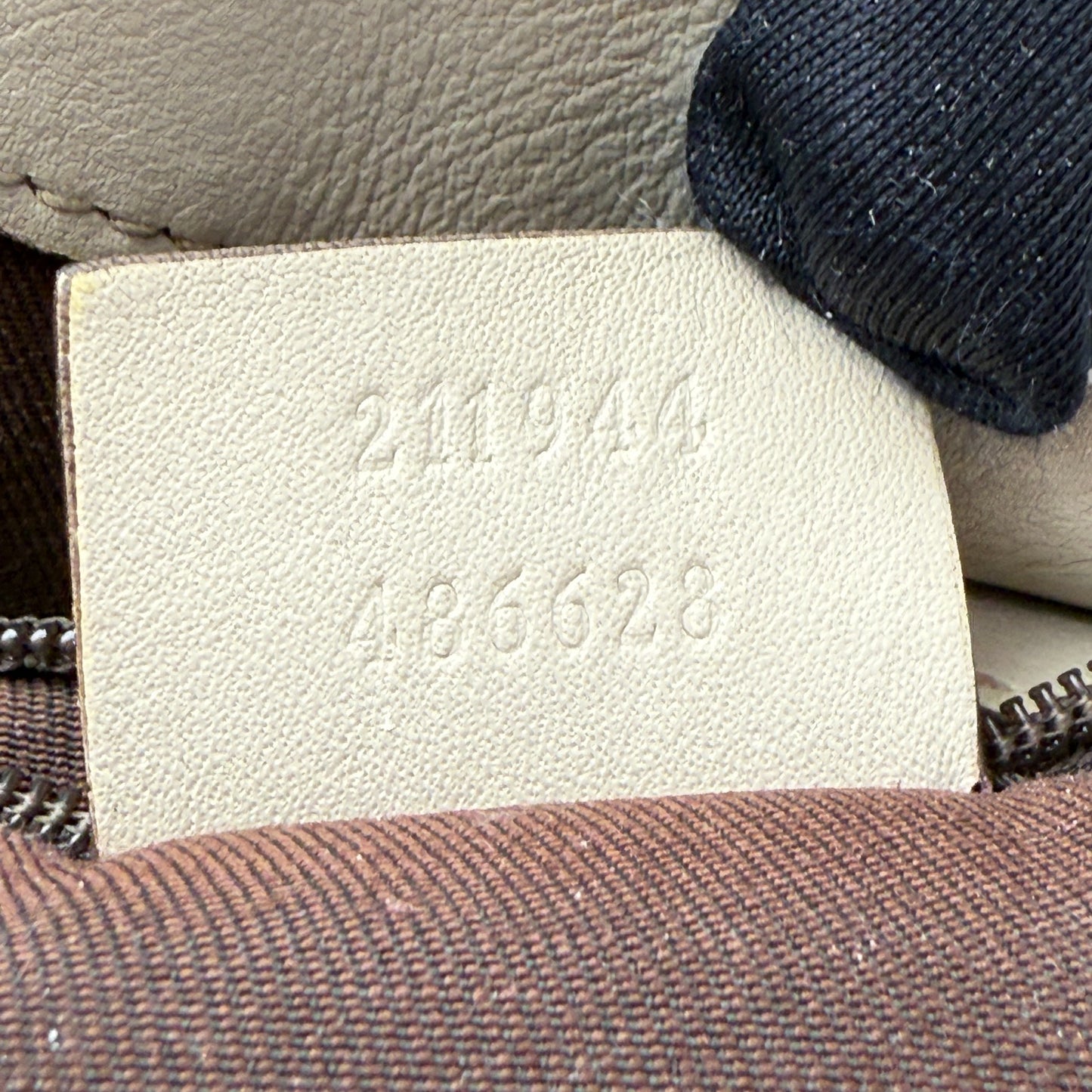 GUCCI GG MEDIUM SUKEY TOTE BAG