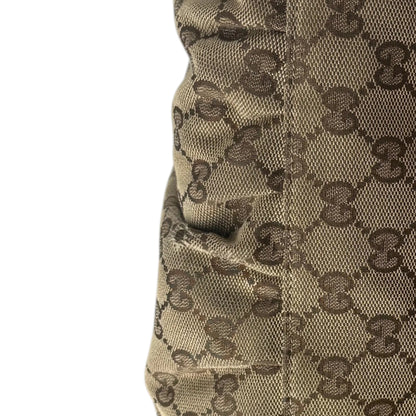 GUCCI GG CANVAS CHARMY 